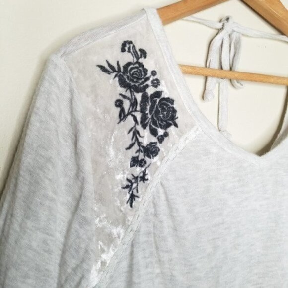 Maurices Off White Embroidered Long Sleeve Top - Picture 2 of 6